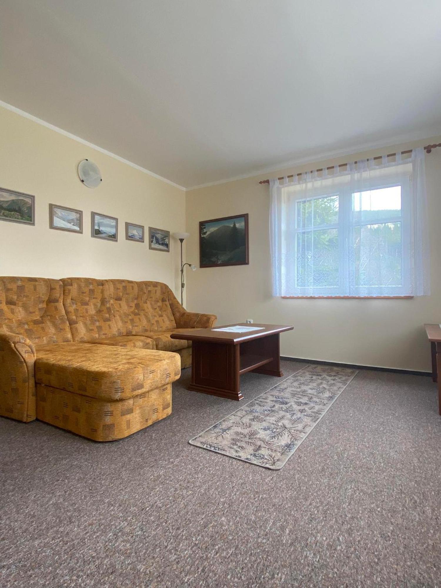 Apartment Okolo Pece Pec pod Sněžkou Extérieur photo